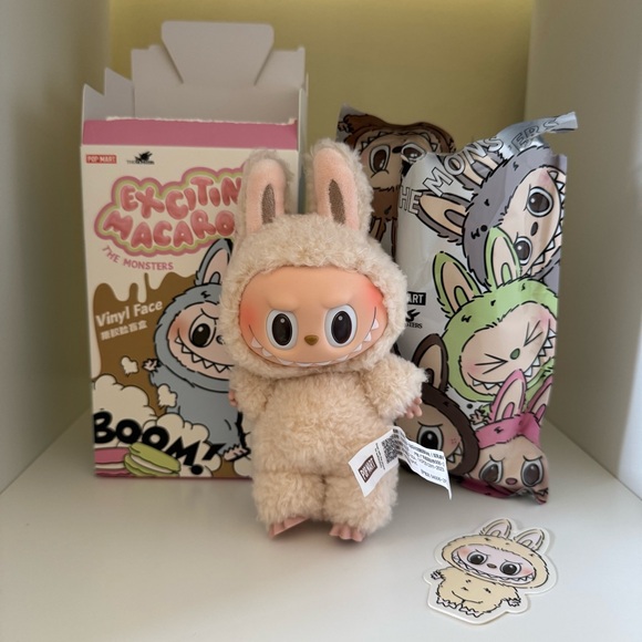 POP MART Accessories - POPMART Exciting Macaron Vinyl Plush Blind Box - Soymilk